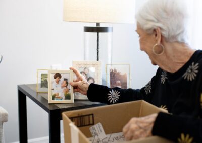 6 Tips to Help Prepare Your Loved One for a Move to Assisted Living in Ft. Worth, Texas